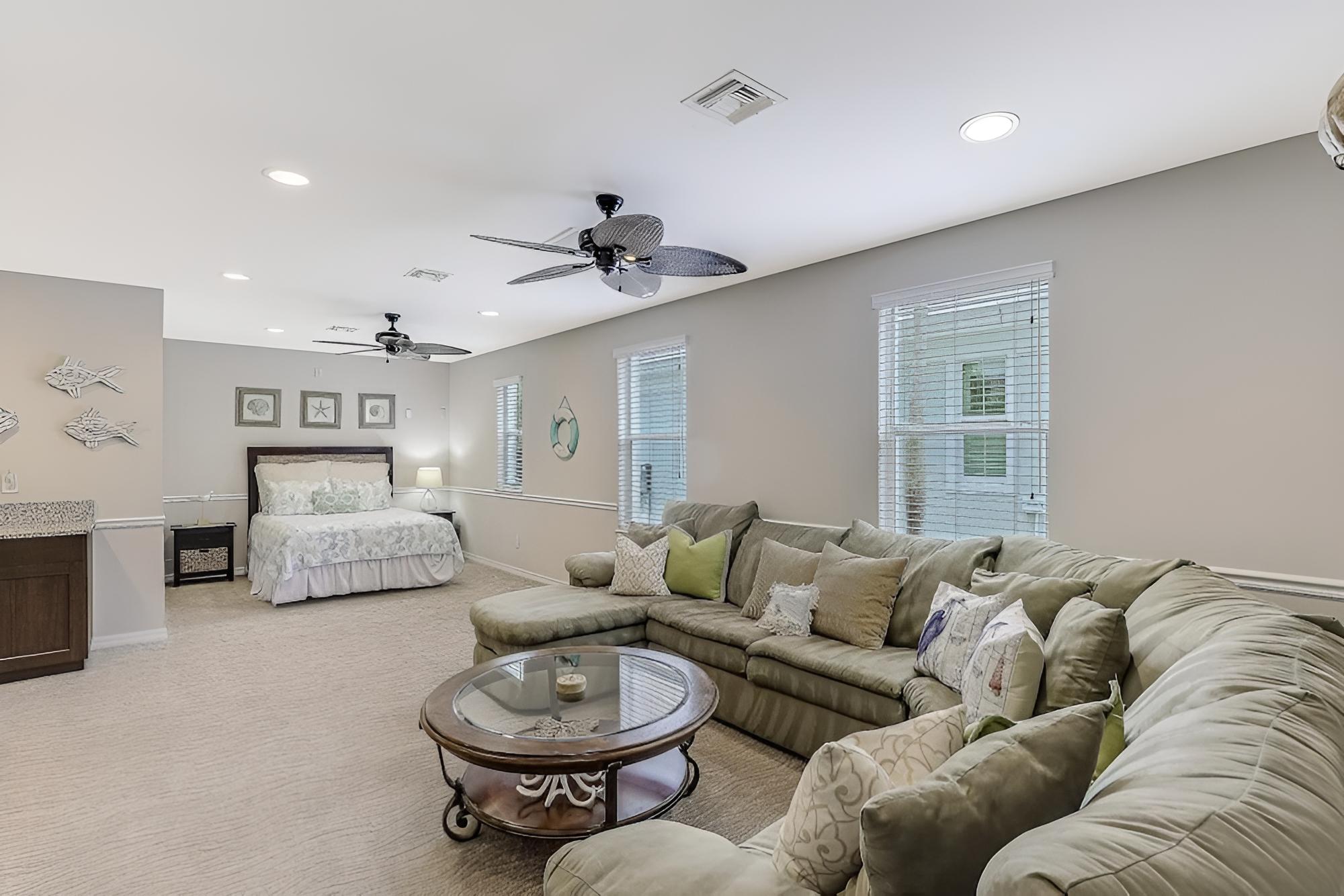 477 Driftwood Court view 3