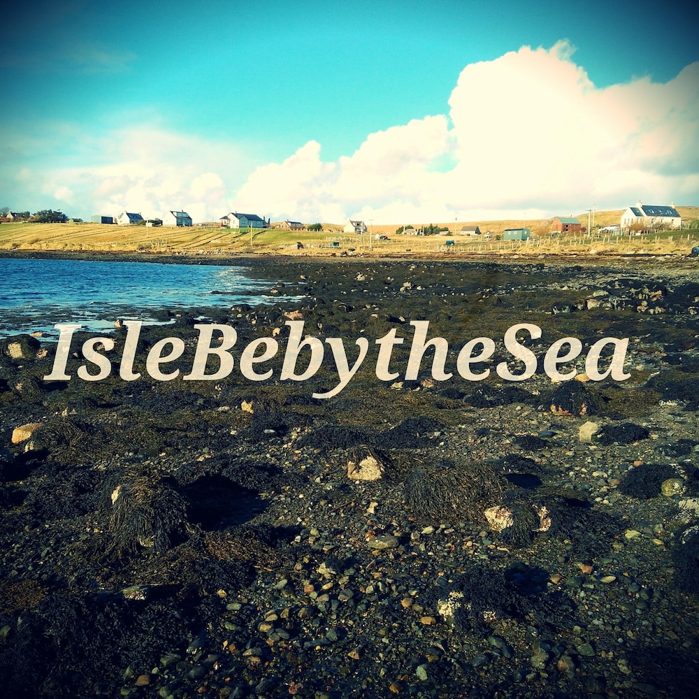Islebebythesea
