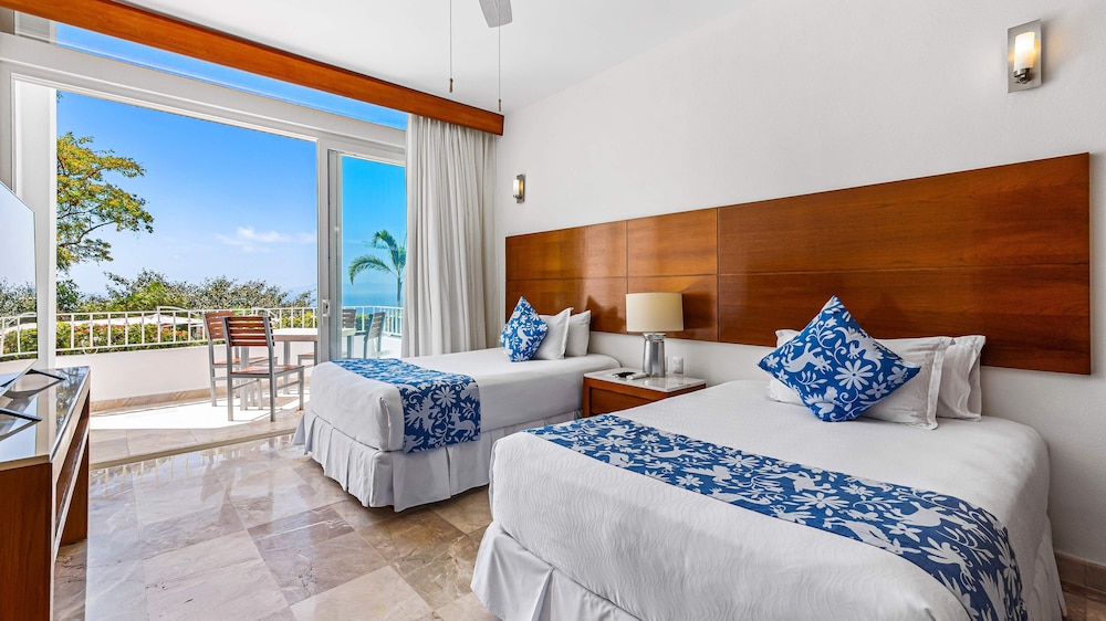 HOLT Grand Miramar Residences