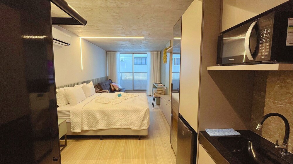 Setai Yacht Luxury - by Almare