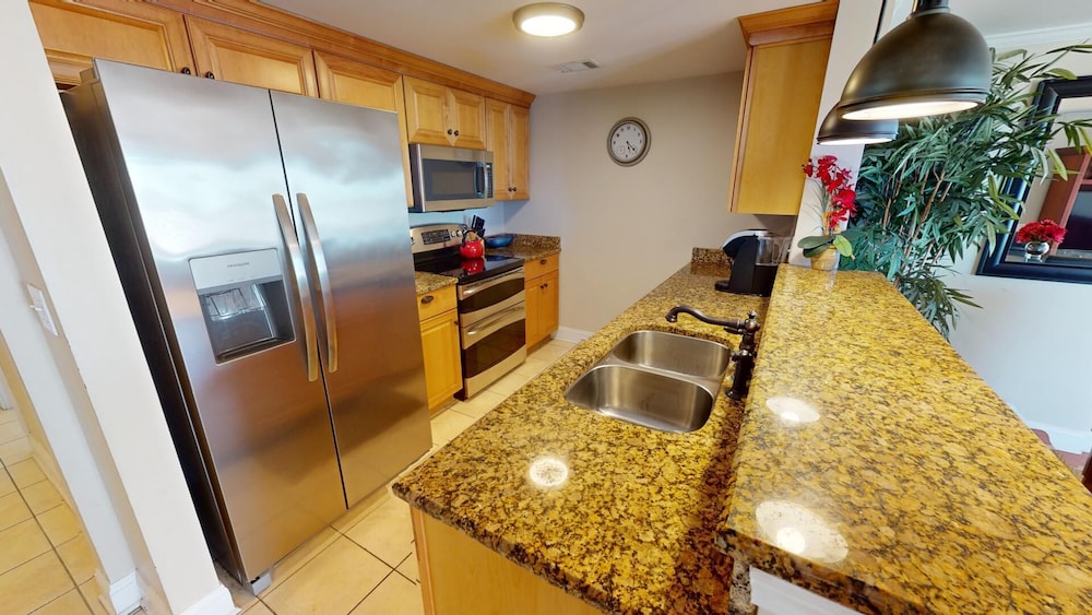 Pelican Landing 302 by Tybee Vacation Rentals