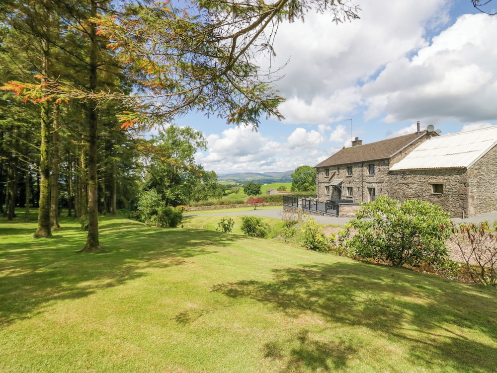 Fell View House