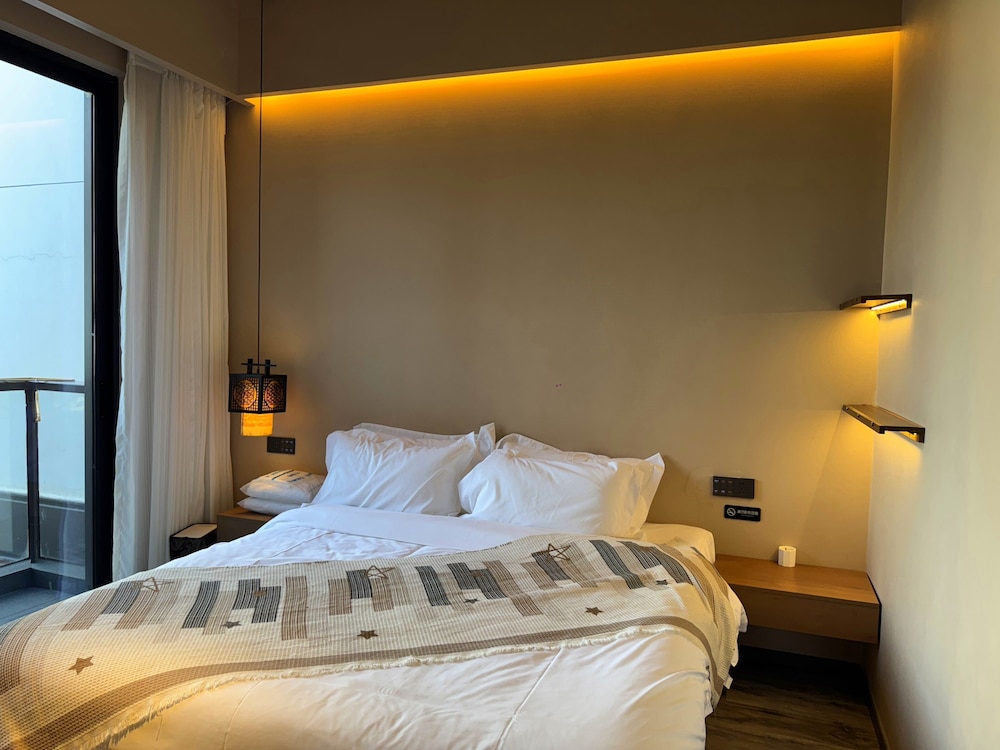 Mstay Homestay Jihua Store