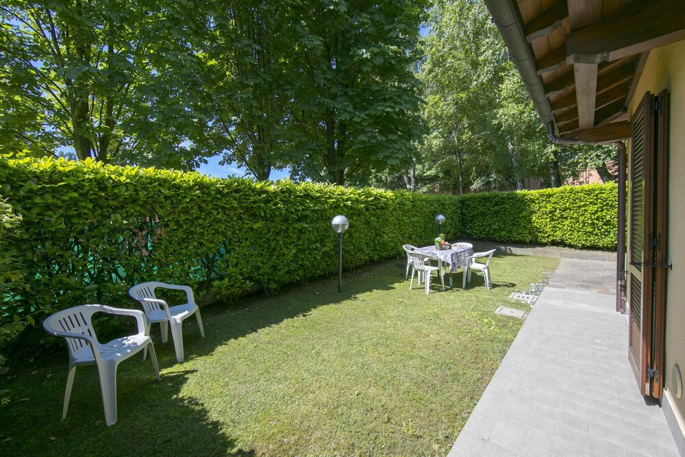 Le Betulle Garden in Laveno