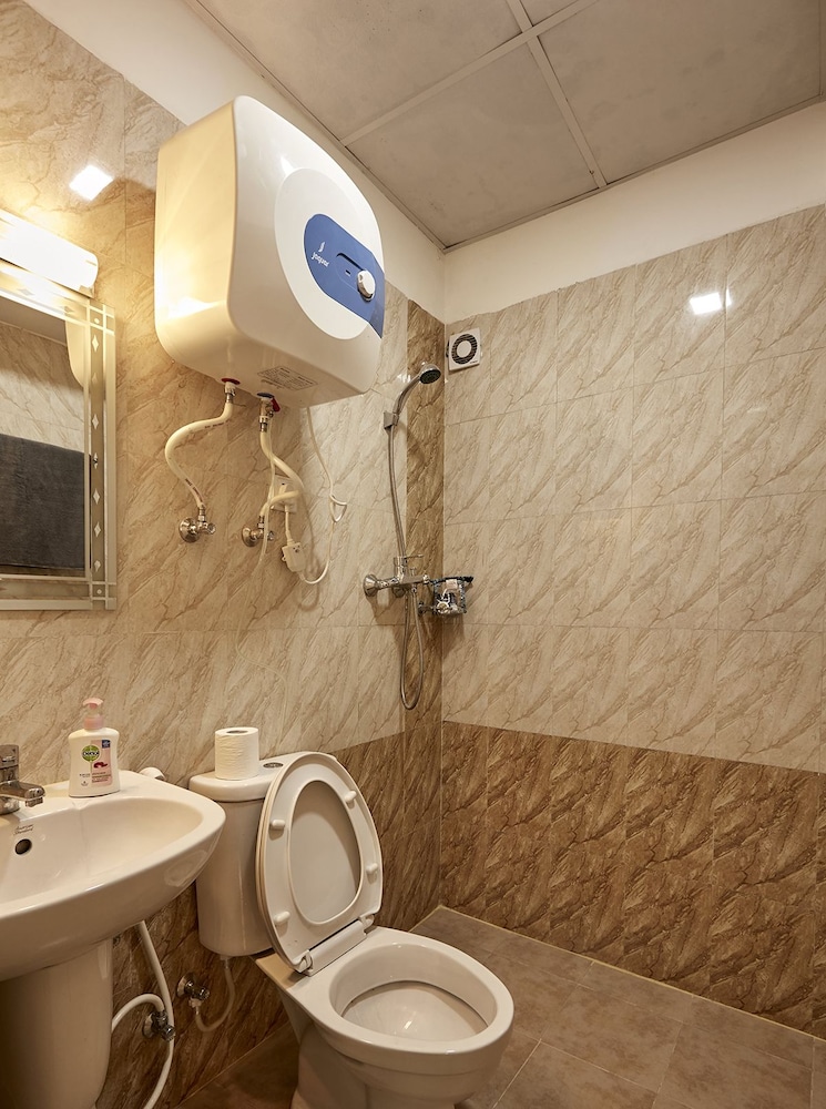 Classic Apartments by Casa Deyra view 2