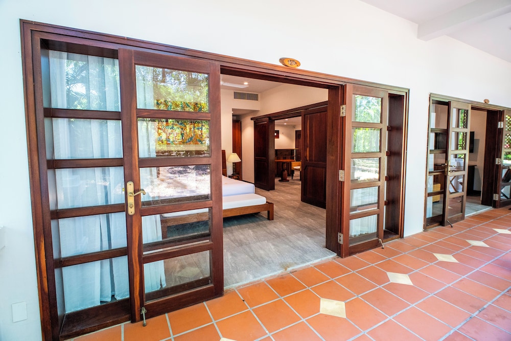 Allezboo Beach Resort & Spa