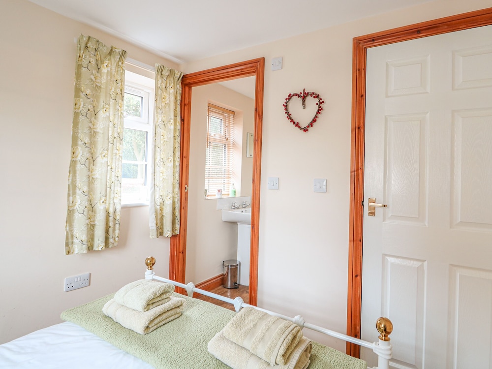 The Annexe view 5