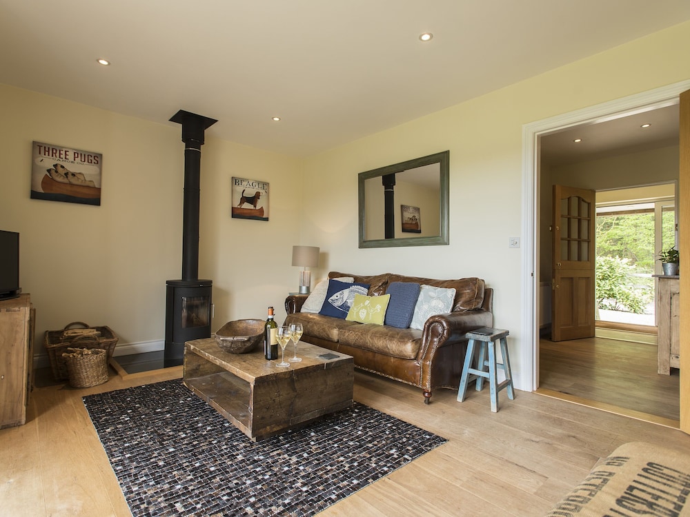 Farley Lodge