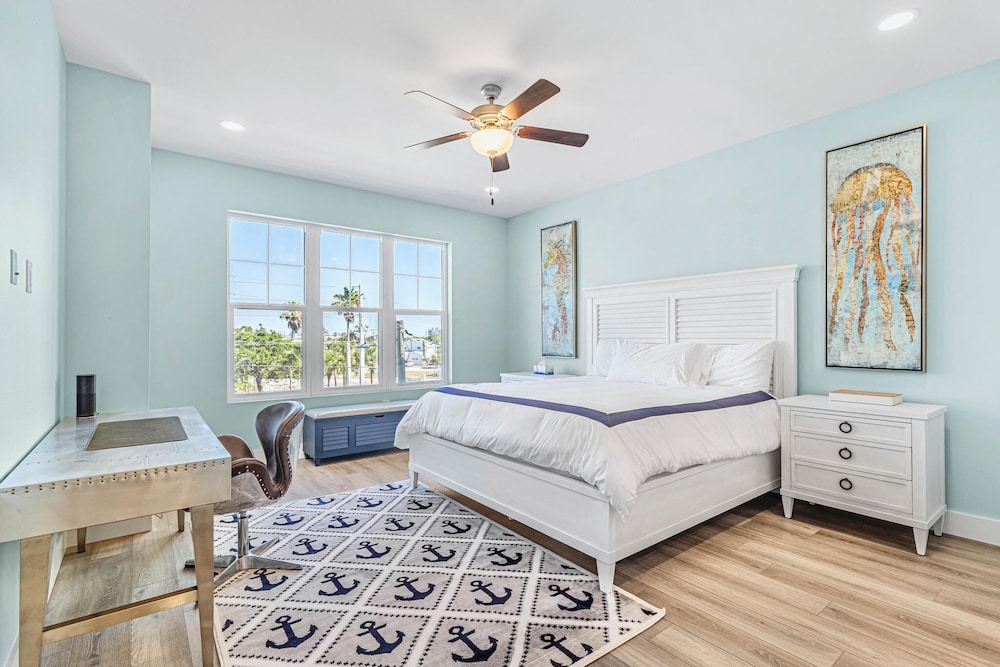 The Harbor Condo 308 - Premier