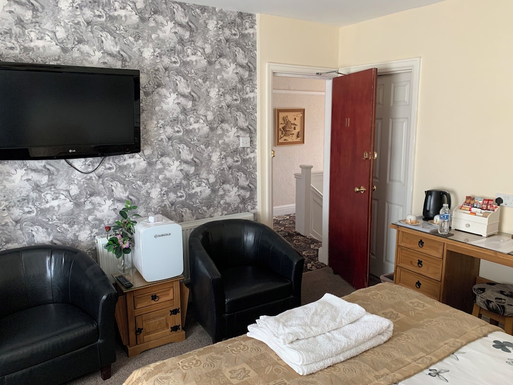 Skegness Vacations - The Northdale Hotel Ltd - Property Image 16