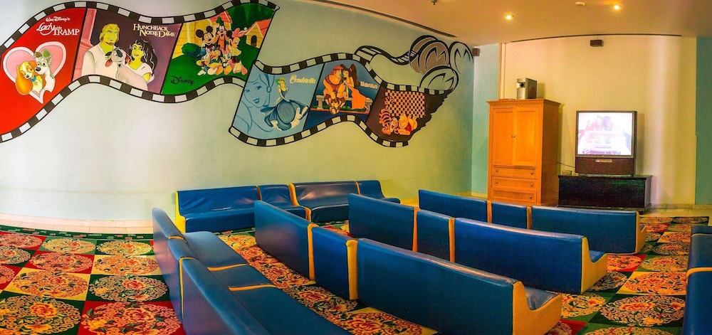 lounge