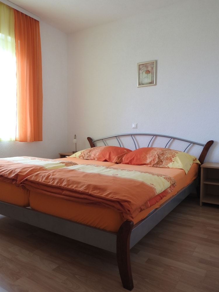 Maretsol Vacation House