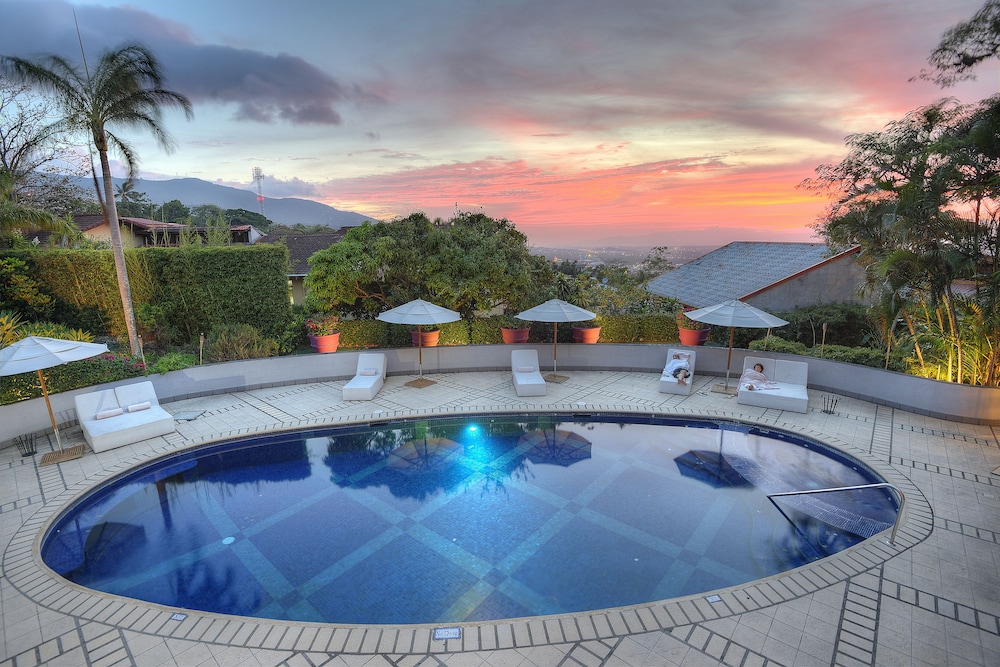 Alta Las Palomas Hotel - Property Image 3
