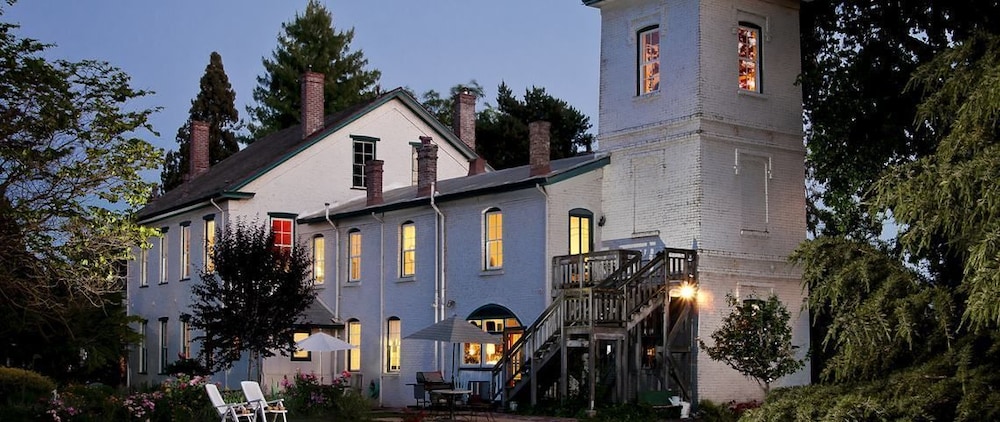 The Inn at Locke House