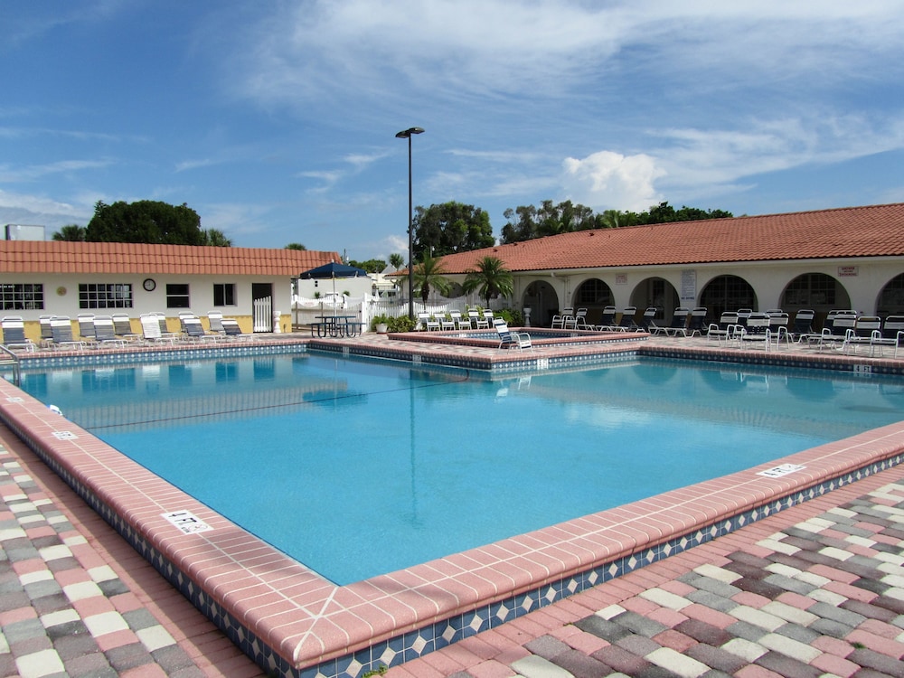 Fort Myers Vacations - Indian Creek RV Resort - Property Image 31