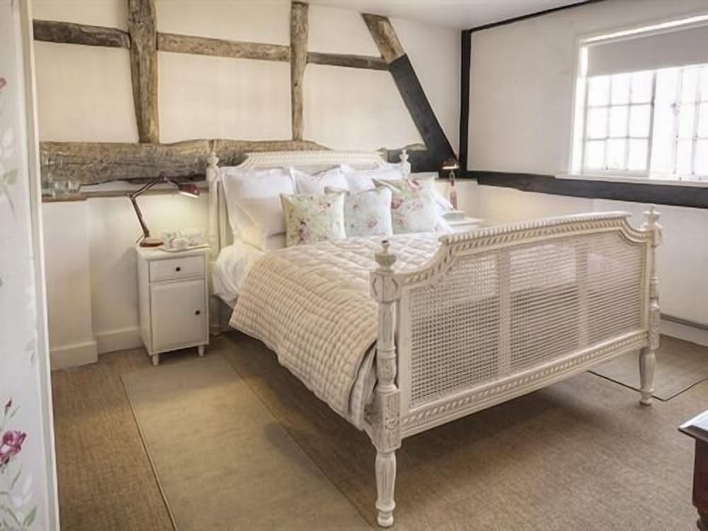 Devizes Vacations - The George  Dragon - Property Image 17