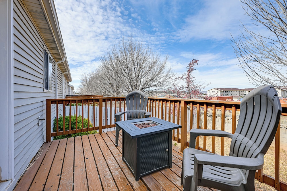 Families Welcome: Newly Renovated Cedar City Abode