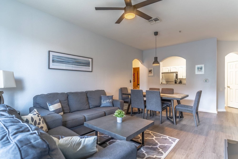 2821 Windsor Hills - Image 3