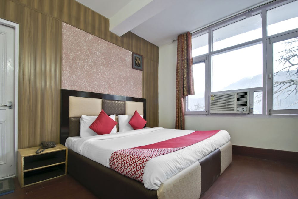 Capital O 11741 Hotel Nest
