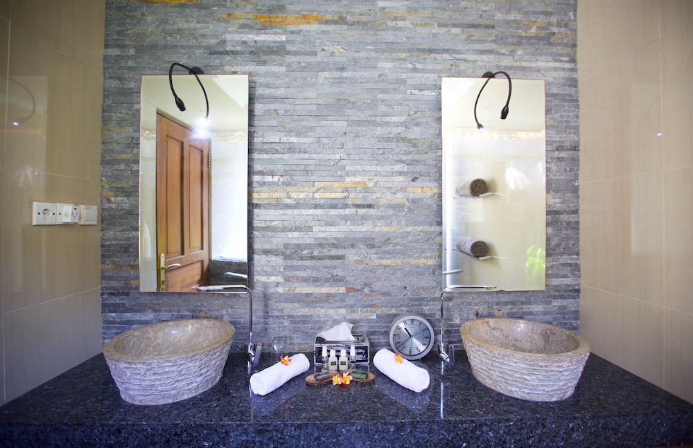 Bayshore Villa Sanur
