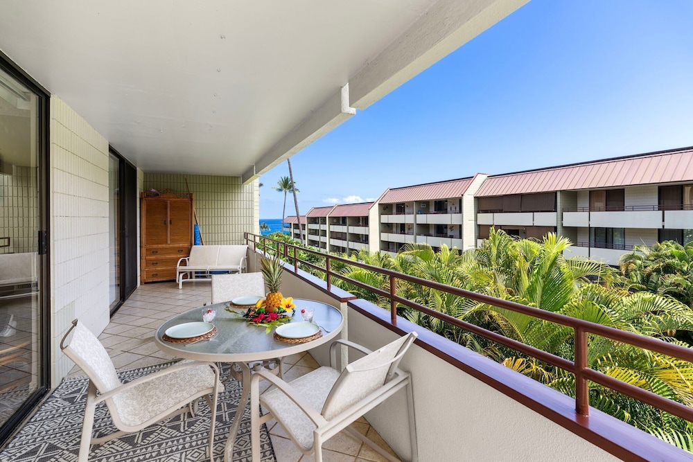 2br, 2BA Condo Across From Magic Sands Pool, AC, Tennis & Bbqs - Vrkcv