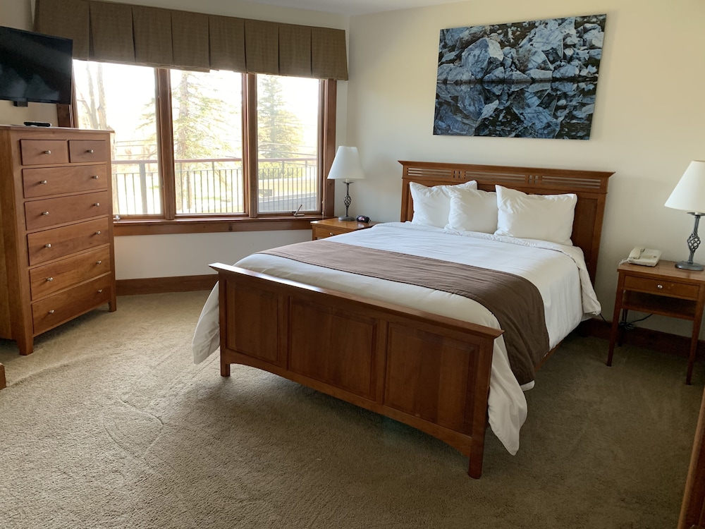 Winwood Condominiums by Windham Mountain Club