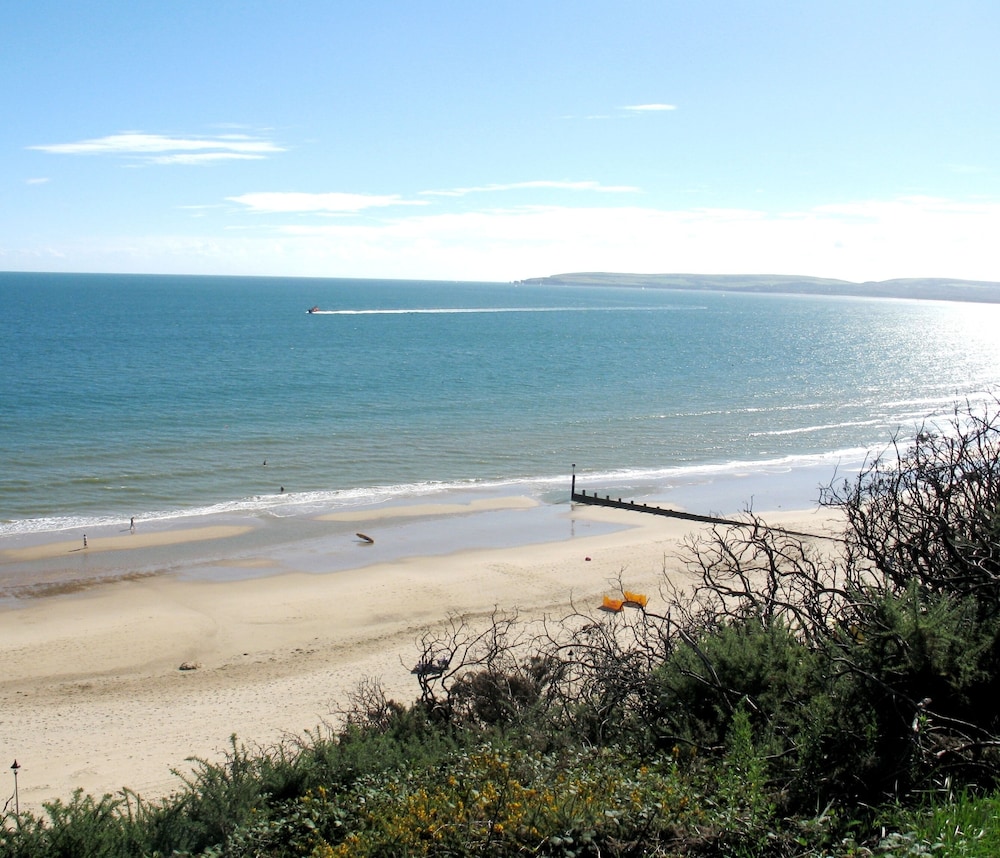 Flat 3 Seabreeze