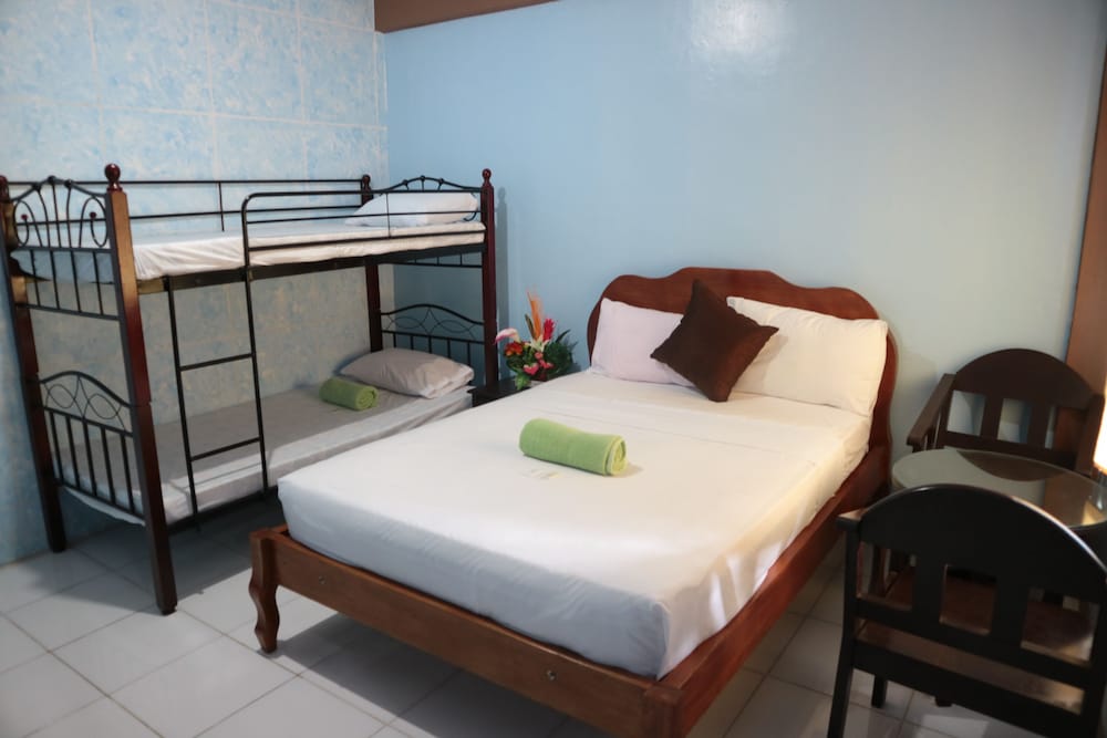 Centillo Travellers Inn