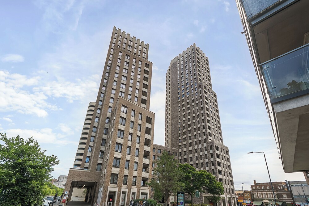 Roomspace Apartments - Oasis Way