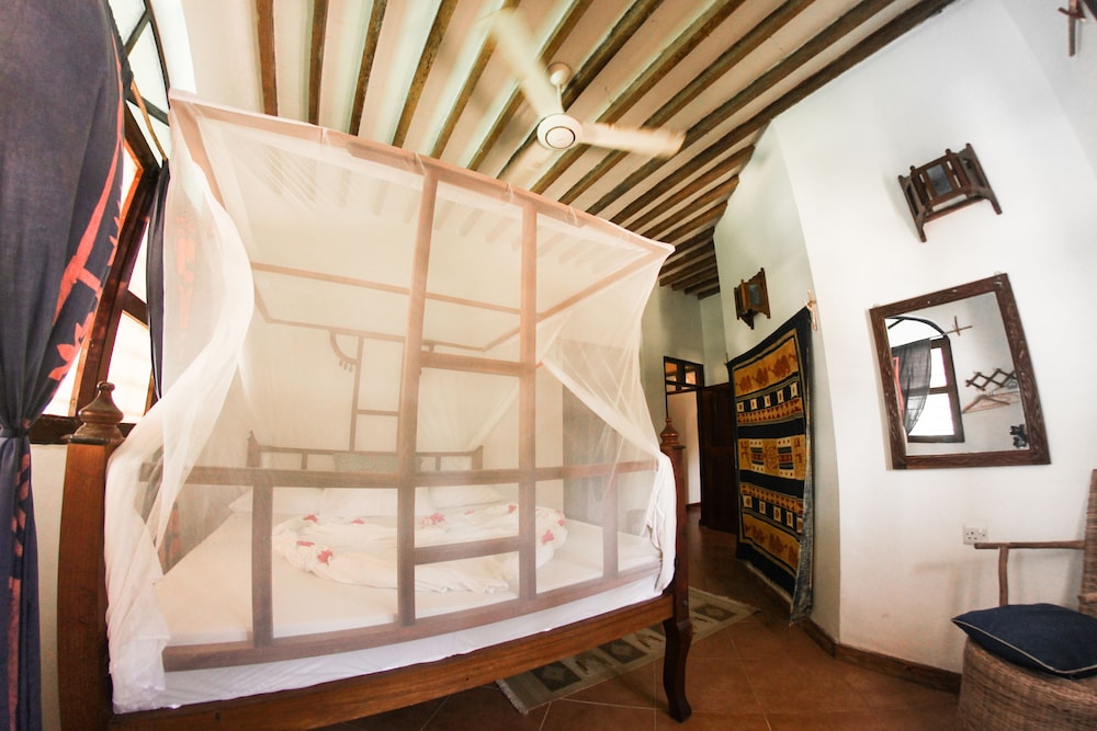 Kipepeo Lodge view 4
