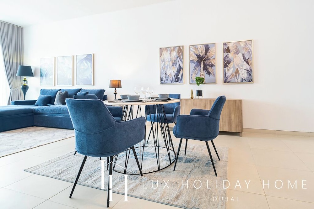 LUX Holiday Home - Azure Residence 1