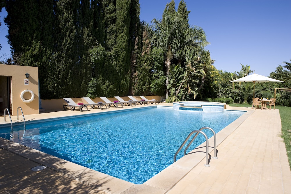 Hotel Parque Das Laranjeiras - Image 1