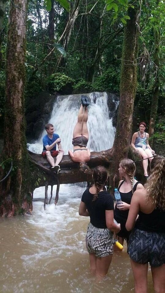 Khao Sok Secret - Hostel