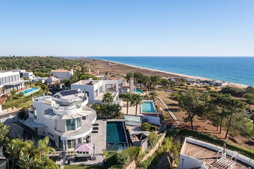 Villa Croesa - Vale de Lobo view 4
