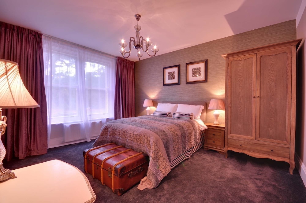 Opulence view 3