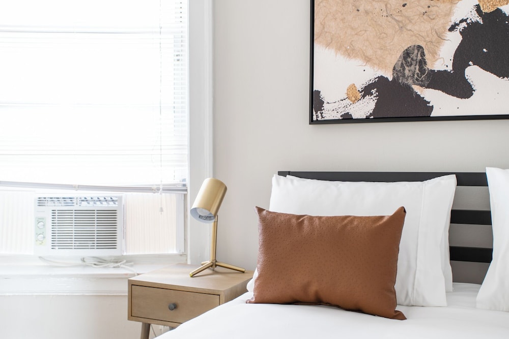 Furnished 2BR - Eastwood 47-1
