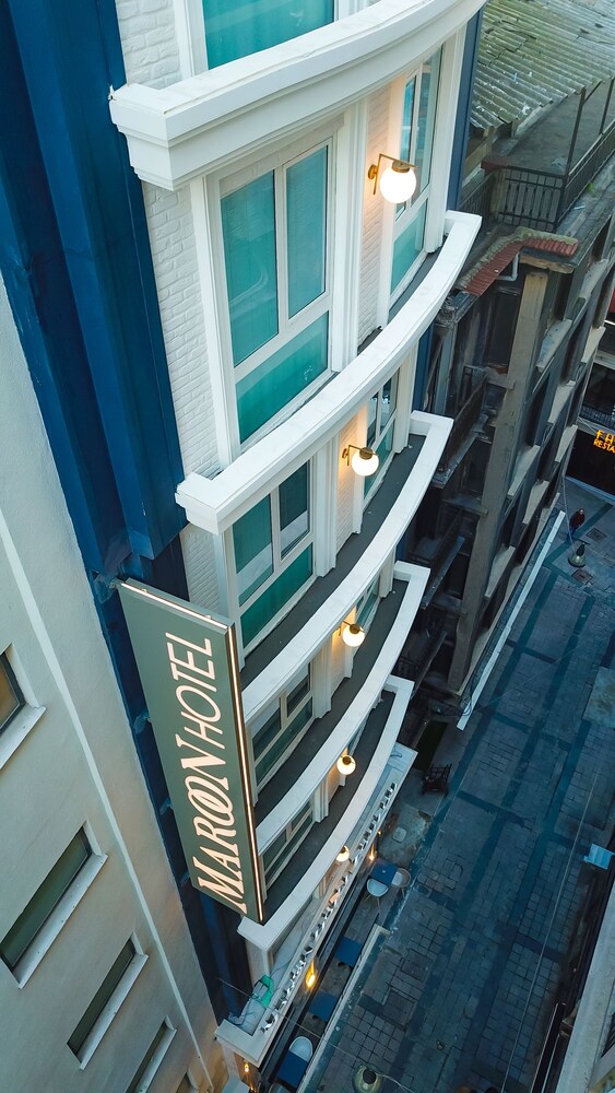 Maroon Tomtom - Image 34