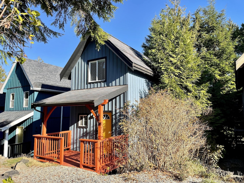 Black Bear Cottage