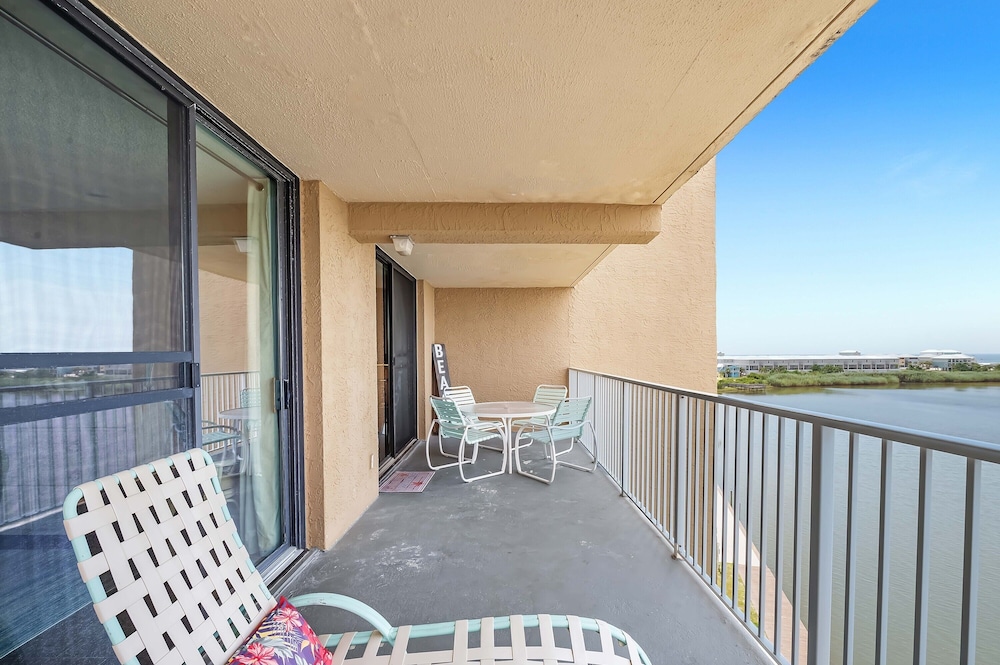 Compass Point 503