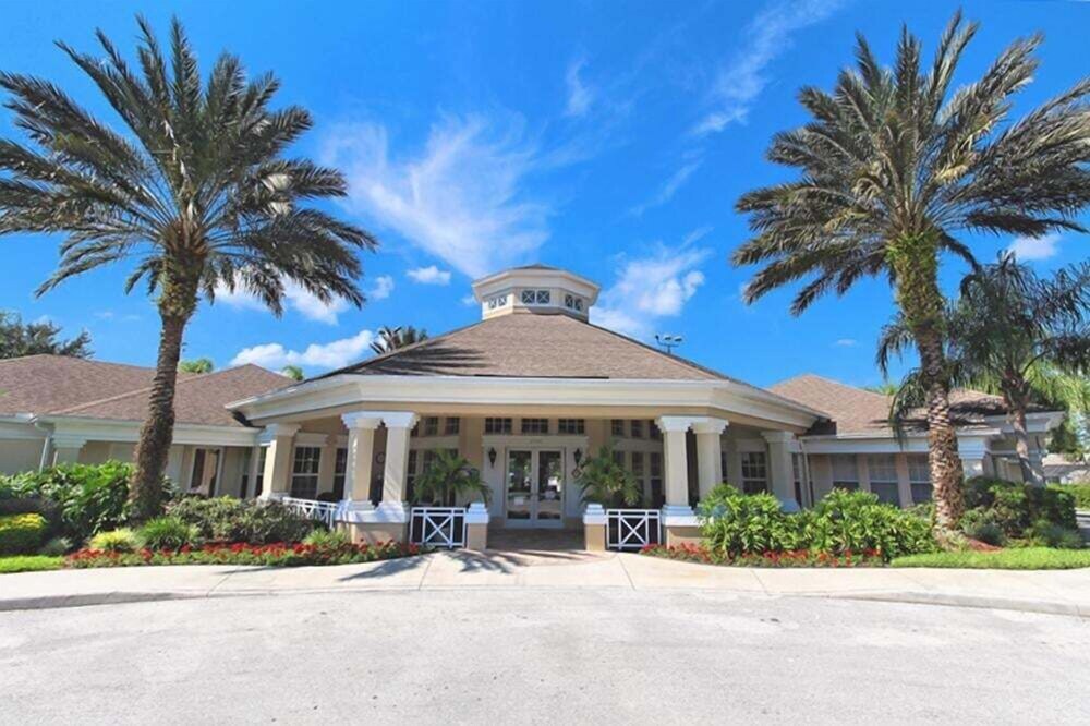 Luxury Windsor Palms Villa W/ Pool Near Disney! 4 Bedroom Villa