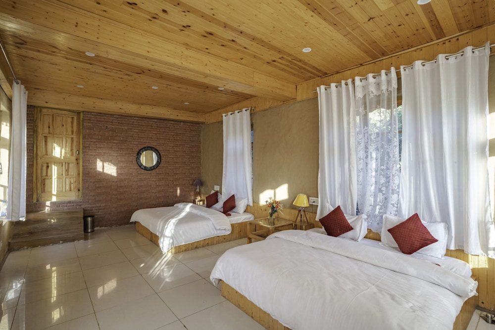 Tirthan Village Resort