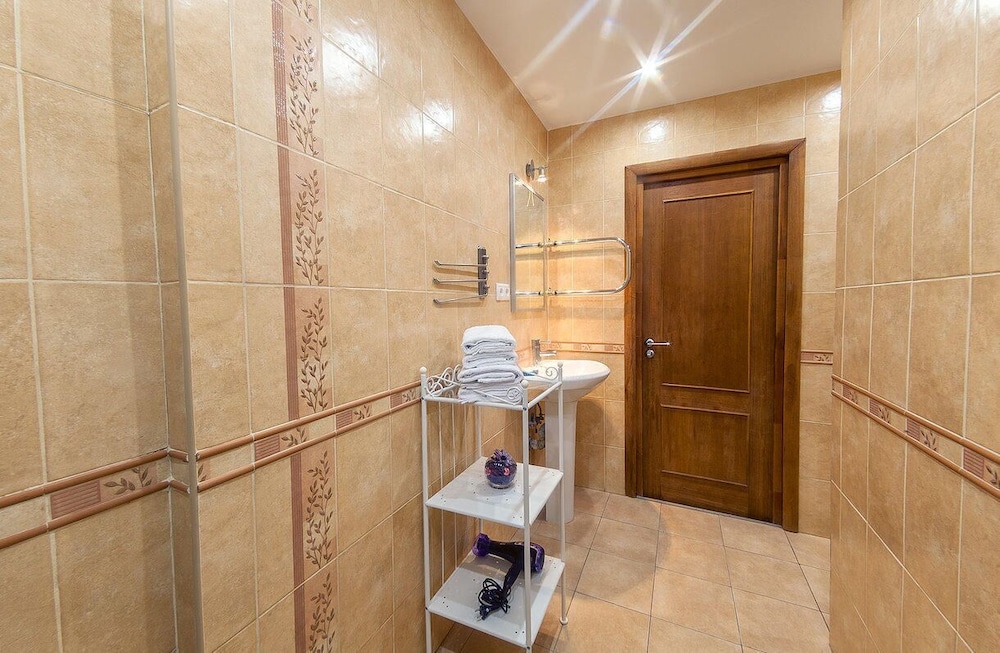 Lux Apartments Bolshaya Tulskaya 2