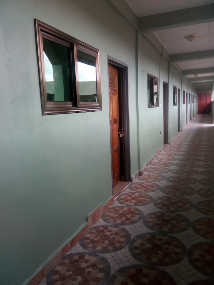 Batavia Lodge view 5