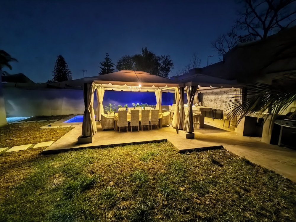 Bryanston Palms Accommodation