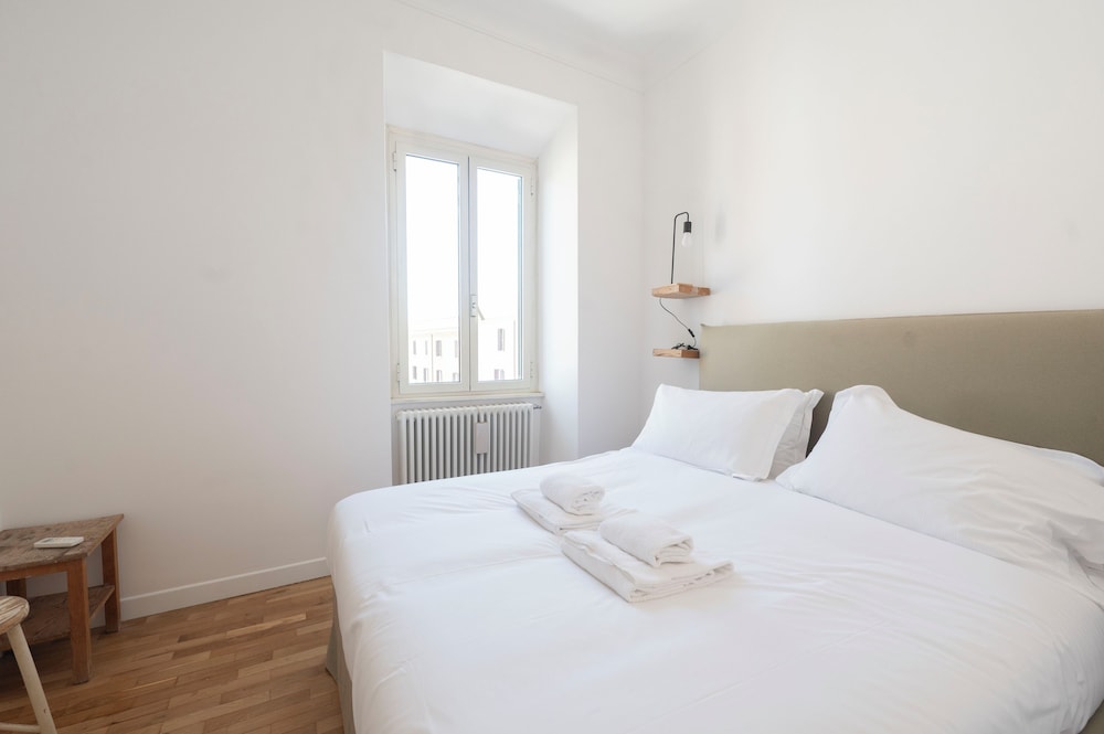 San Lorenzo Apartments