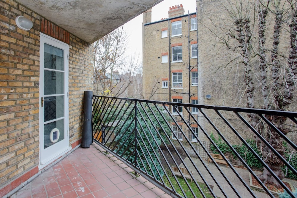 Homely 2 Bedroom Apartment in Maida Vale