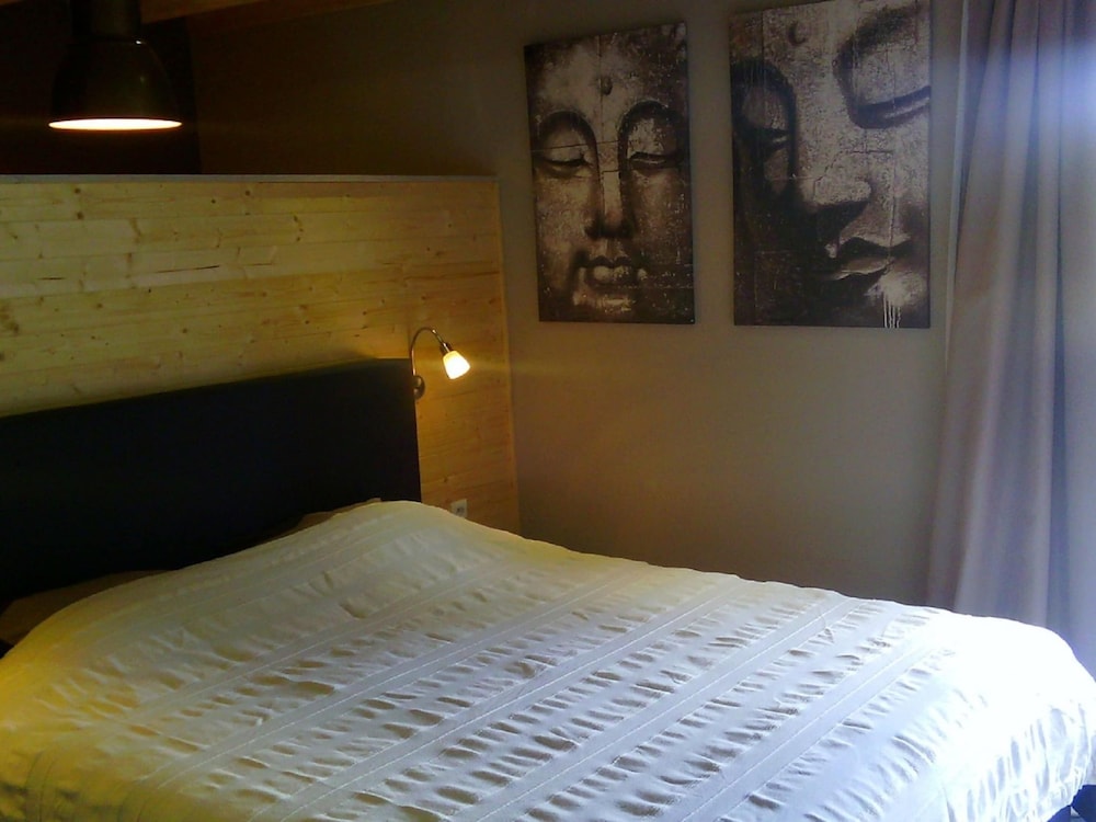 Luxurious Villa in Nadrin Belgium with Sauna & Hot Tub view 2