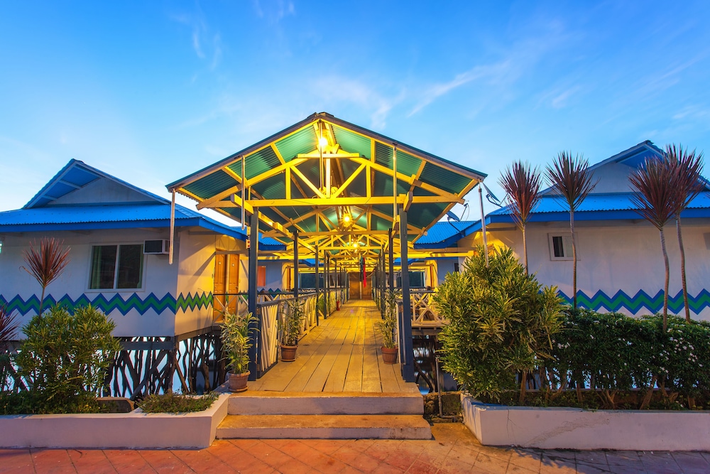 Coron Underwater Garden Resort