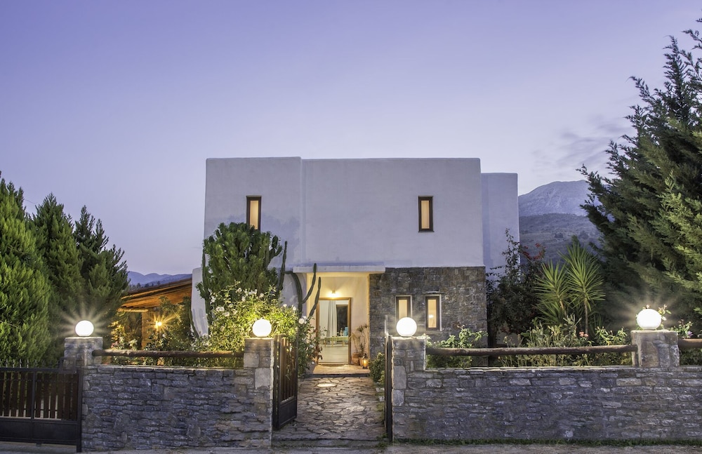 Chania Secluded Retreat - Kallithea Luxury Villa photo 1
