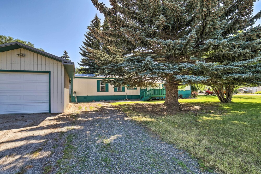 Cozy Ashton Abode w/ Yard - Near Park & Pool! view 4